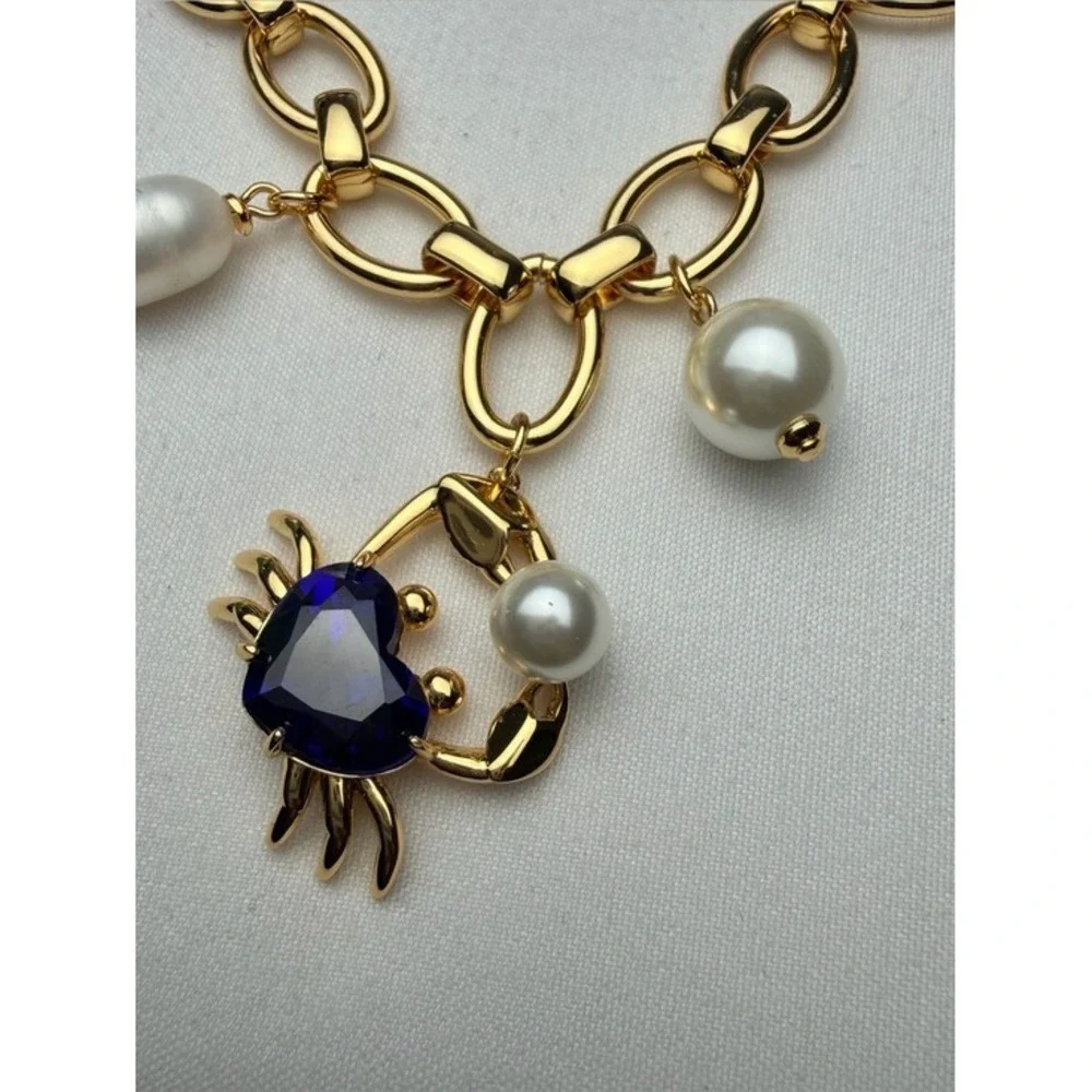 Kate‎ Spade claw out Gold Chain Bracelet with Blue Crystal & Pearl Charm